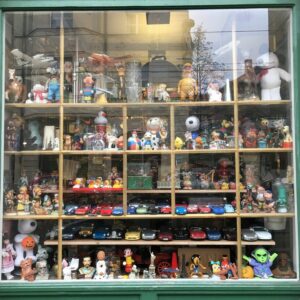Collector Window Vehicle Display Set